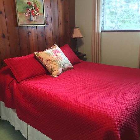 Leilani Bed And Breakfast Hawaiian Ocean View Εξωτερικό φωτογραφία