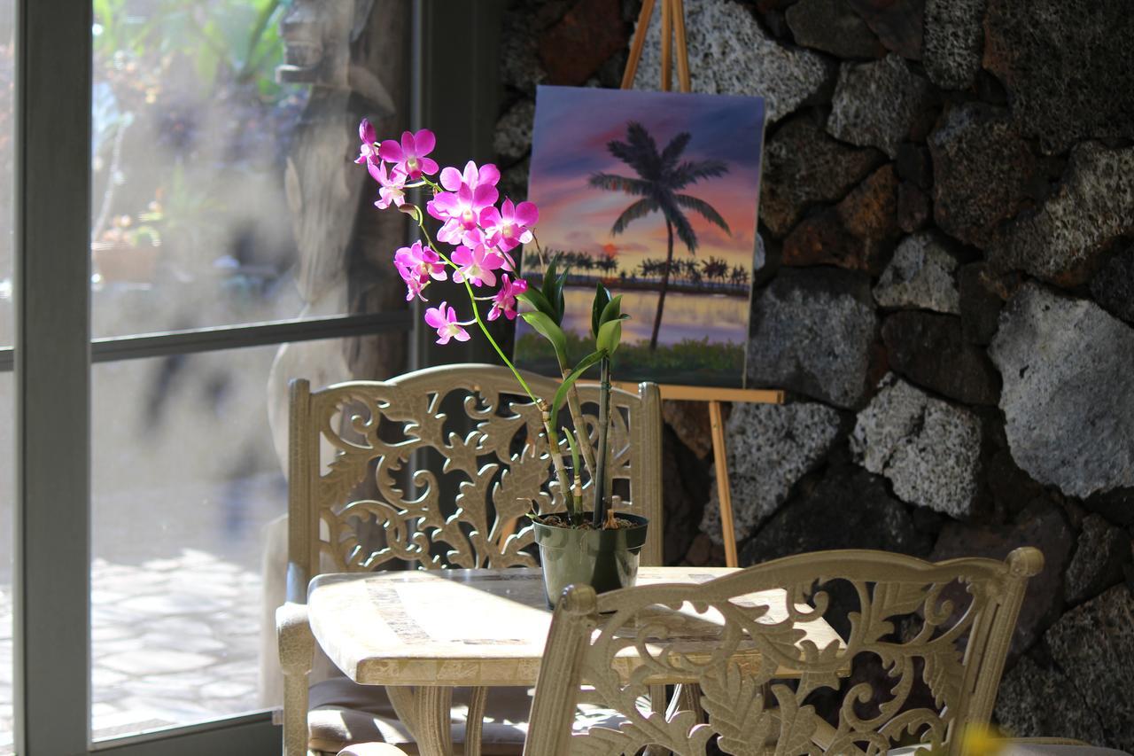 Leilani Bed And Breakfast Hawaiian Ocean View Εξωτερικό φωτογραφία